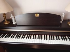 Yamaha Clavinova CLP-920 digital piano in dark rosewood finish