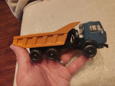 1:43 KAMAZ 5511 Dump Truck (ELECON) USSR