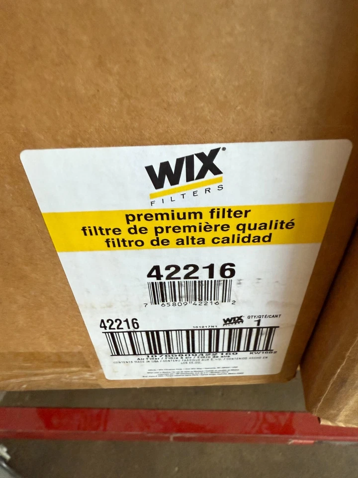 Genuine WIX 42216 Premium Heavy Duty Round Panel Air Filter For 1990-2007 Mack - Image 2 of 3