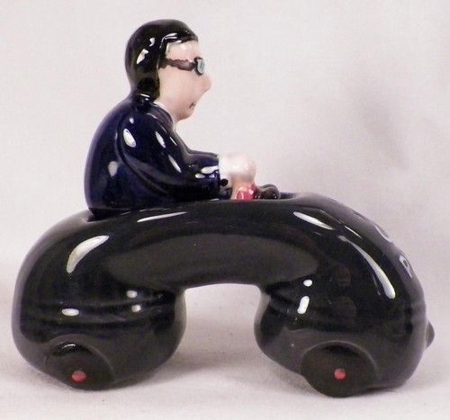 Car Phone Salt & Pepper Shakers Man Receiver Ceramic Omnibus OCI Cute - Picture 3 of 10