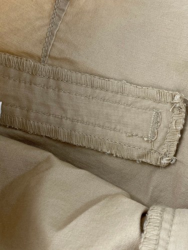 Pantalones cortos Old Navy para mujer 2 bolsillos elásticos con ranura 3,5 entrepiernas caqui planos todos los días - Imagen 5 de 7