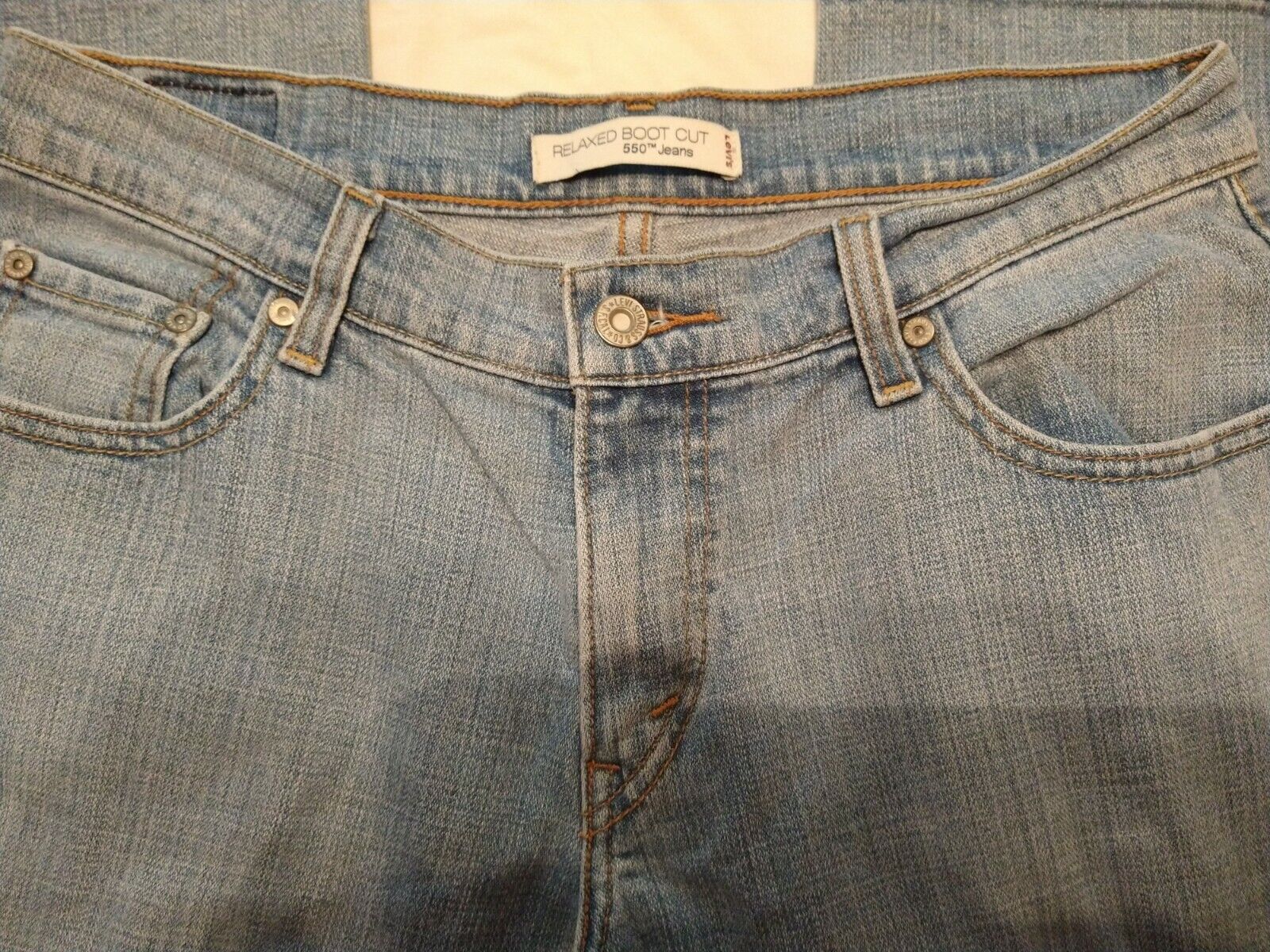 LEVIS 550 Sz 6 M  Relaxed Boot Cut Jeans Light Wa… - image 6