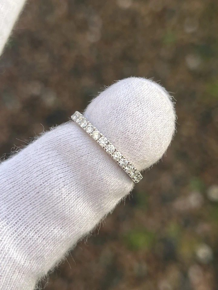 18ct White Gold Diamond 0.20ct Wedding/Eternity Ring,Size J1/2, Superb! RRP £950 - Image 4 of 4
