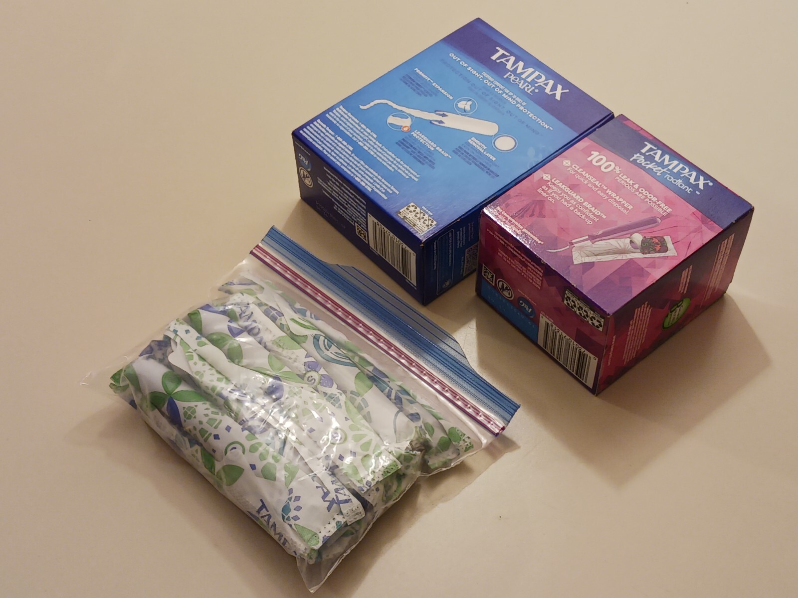 Tampax Pearl Pocket Radiant Super 30 & 14 pack Lot Bundle 44 Total