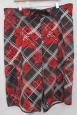 HANG TEN BLACK  RED HIBICUS BOARD SHORTS SWIM TRUNKS - BOYS SIZE XL - 34 WAIST