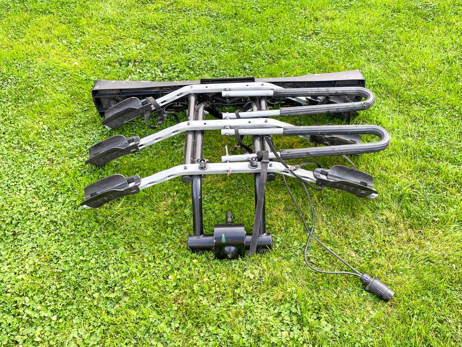 thule 2 bike tow bar carrier