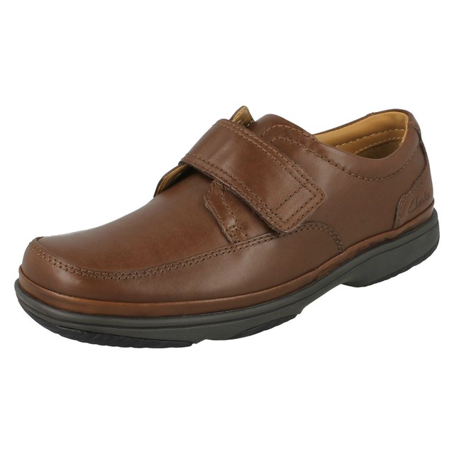 clarks wide fit shoes sale