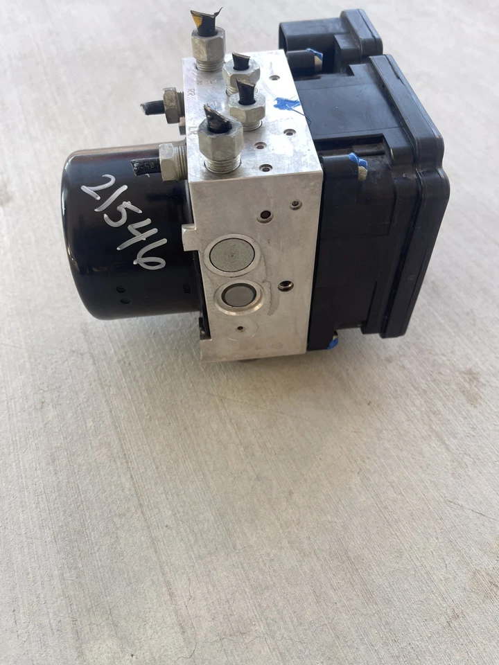 Conjunto de bomba módulo de control de freno antibloqueo ABS 2011-2016 Cadillac SRX 22752525 Foto 2 de 4