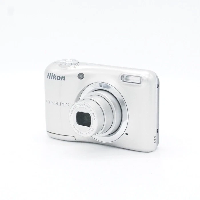Nikon COOLPIX A10 16MP Digital Camera Silver Excellent Condition JAPAN - Image 2 of 4
