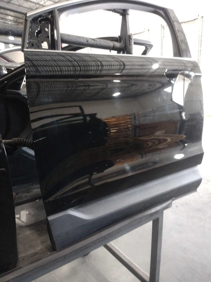 Conjunto de puerta delantera izquierda usado se adapta a: Ford Edge 2016 vidrio templado negro te Foto 2 de 4