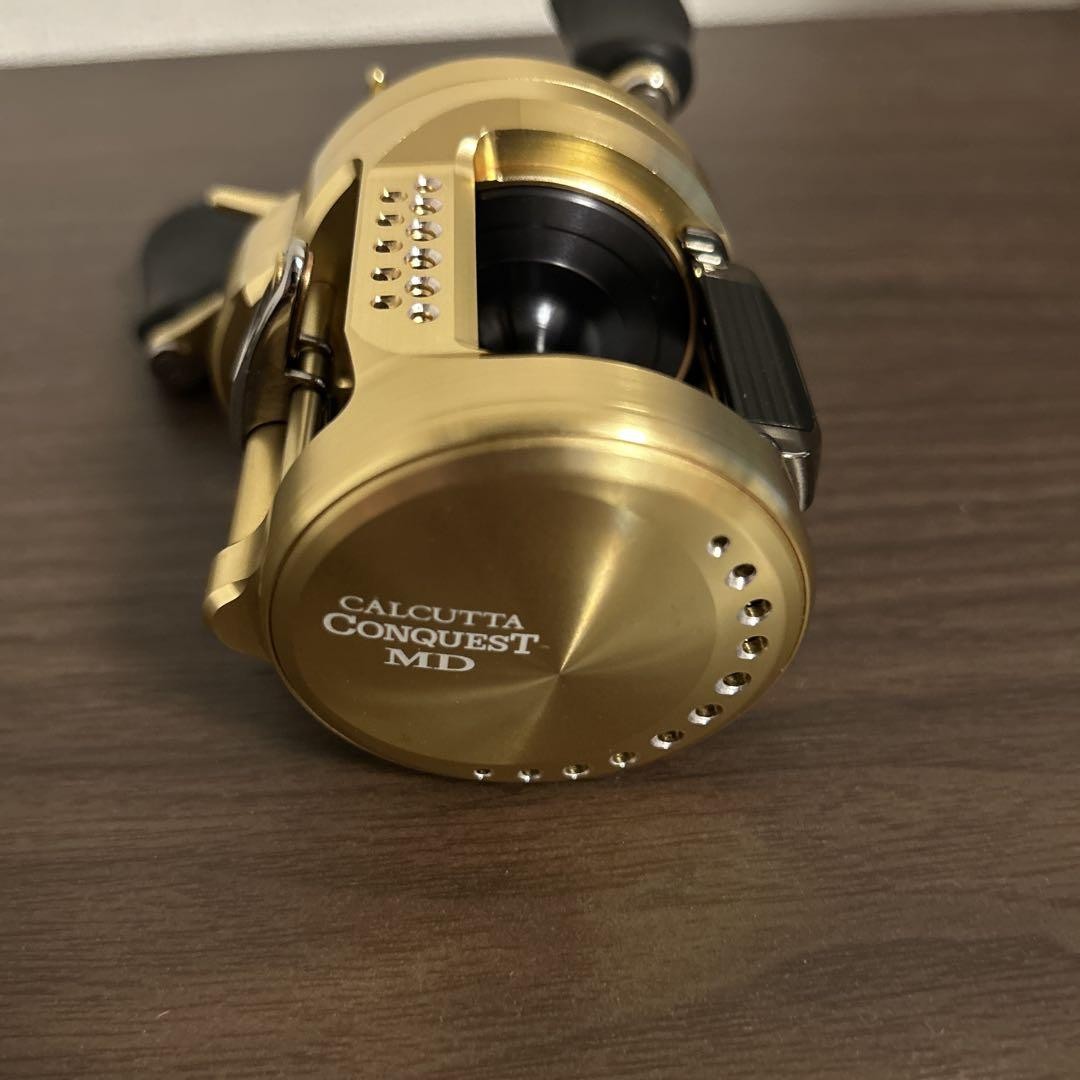 リール SHIMANO CALCUTTA CONQUEST MD 400XG Shimano Calcutta Conquest MD 400XG 7.5:1 Right Hand Casting