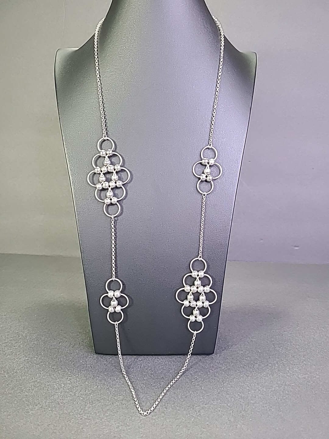 Interlocking Circles Silver Tone Multiple Flowers… - image 1