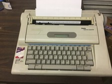 Smith Corona Display Memory Electric Typewriter model NA3HH  thumbnail