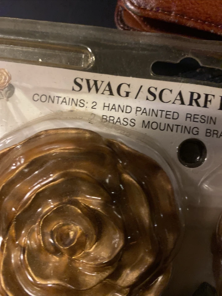 PAR DE SOPORTES PARA BUFANDA/BOTÍN DE RESINA PINTADOS A MANO ROSA ESPAÑOLA Embalaje Original Foto 3 de 4