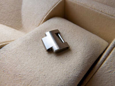 Rolex Submariner 16610 116610 Link – Solid Oyster Bracelet