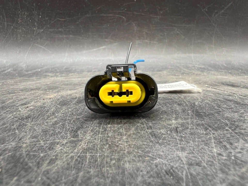 2007-2012 Nissan Altima 2.5 S OEM Headlight Connector Pigtail Wiring Harness - Image 2 of 4