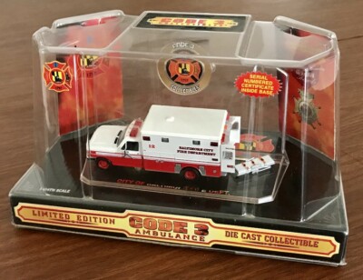 未使用 CODE3 AMBULANCE DIE CAST ミニカー Code 3 Baltimore City Fire Dept Ford F-350 Ambulance Rescue