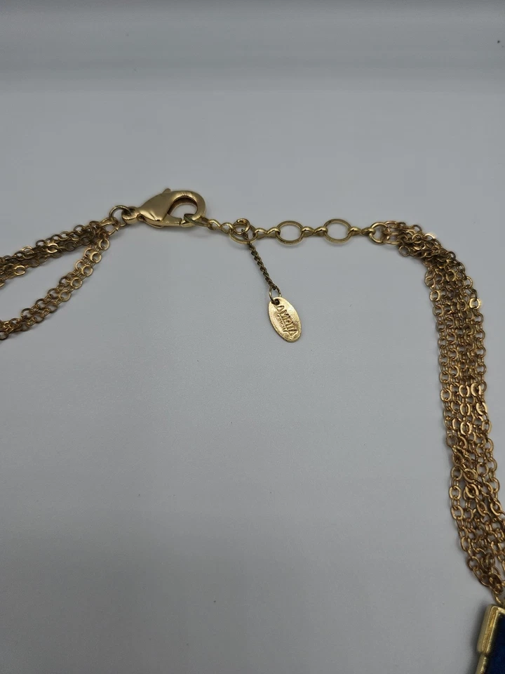 Amrita Singh | Collar Molino de Agua AZUL AUSTRIACO Cristal y Tono Dorado Foto 2 de 4