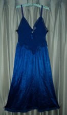 VINTAGE FEATHER BED INTIMATE LONG COLBALT BLUE NIGHTGOWN SLEEP WEAR 326