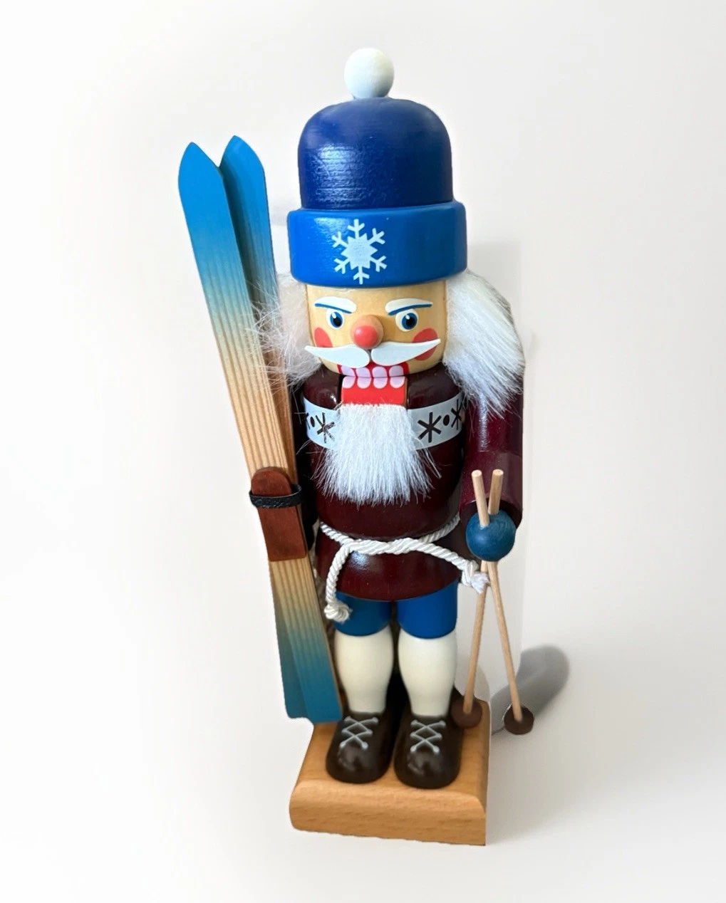 Seiffener Nussknackerhaus Nutcracker , Nordic Skier, New in Box, 10”, German