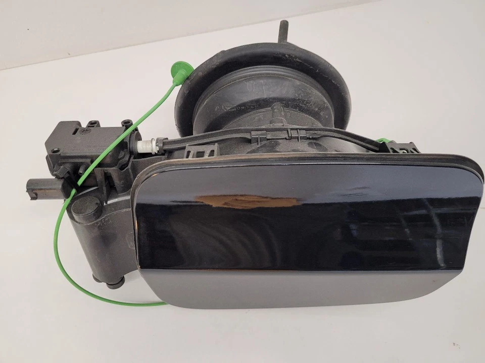 2015-2019 BMW X6 Fuel Filler Door Black 51917312317 15-19 Foto 2 de 4