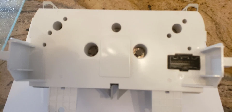 2006-2007 Mazda 5 Dash Control Unit CC99-61-190C-With Automatic Temp. Control — 第 4/4 张图片