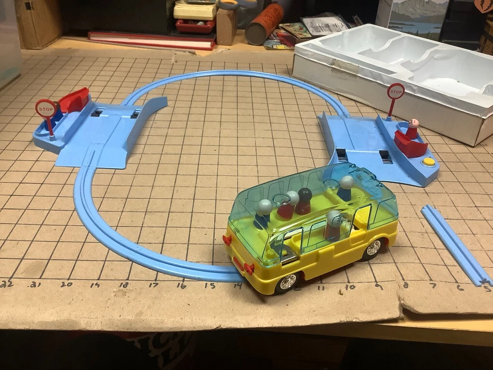 Kiddie Katch-A-Bus. MOTORIZED A Child Guidance Toy 60’s Vintage RARE HTF Japan - Image 3 of 4