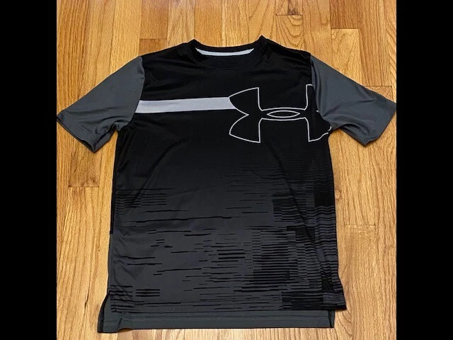 Black under armour t shirt sale