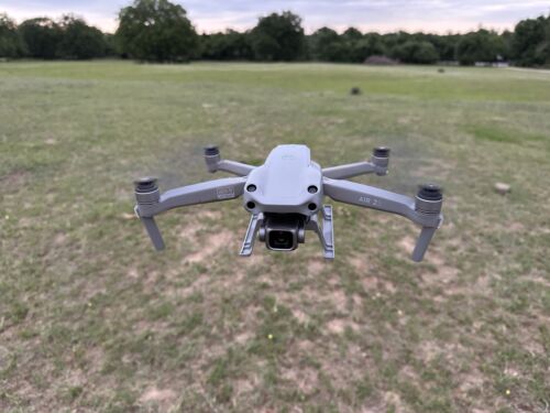 DJI Air 2S Fly More Combo Drone Quadcopter - Grey (CP.MA DJI Air 2S Fly More Combo Drone Quadcopter - Grey (CP.MA
