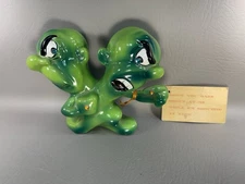 Rare Kreiss Psycho Ceramics Green Figurines w/ Sign and Woolworths Tag 1960s !’