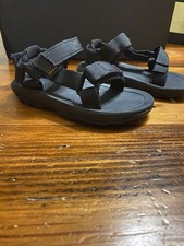 Toddler Teva Sandal Size 6