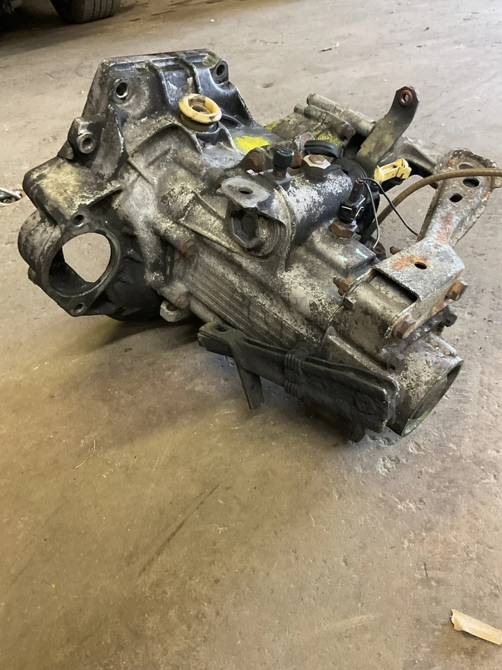 Volkswagen MK2 020 Transmisión Manual Código AVX Eco Diesel 1.6 TD 5 velocidades OEM Foto 4 de 4