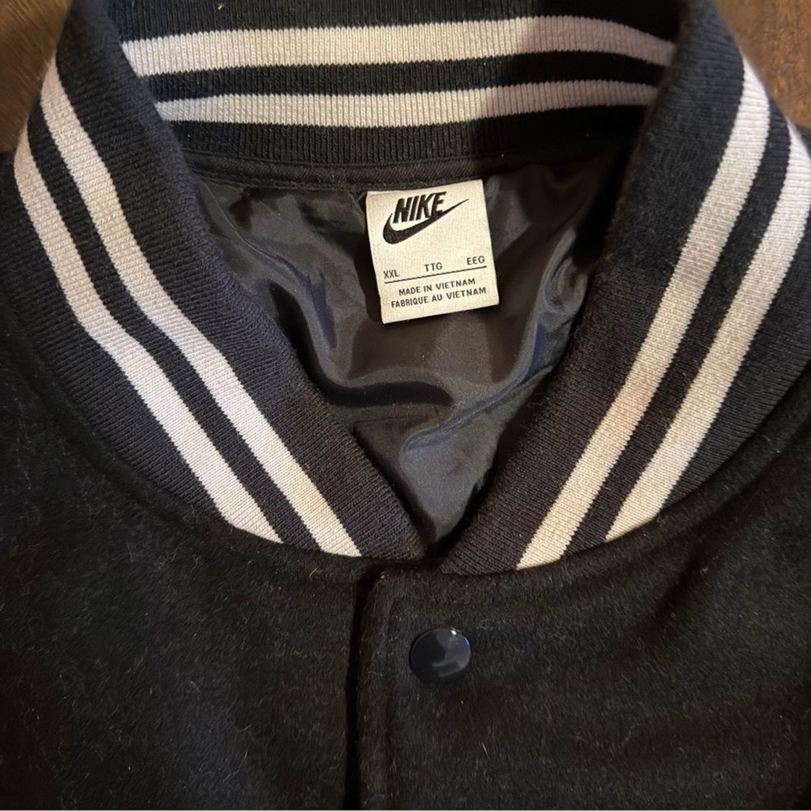 NIKE UniSex Authentics Black Wool Varsity Bomber Jacket - Size XXL image 6