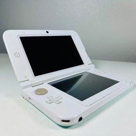 Nintendo 3DS XL LL Mint & White Console *Hard Buttons* w/ Extras - USA Seller