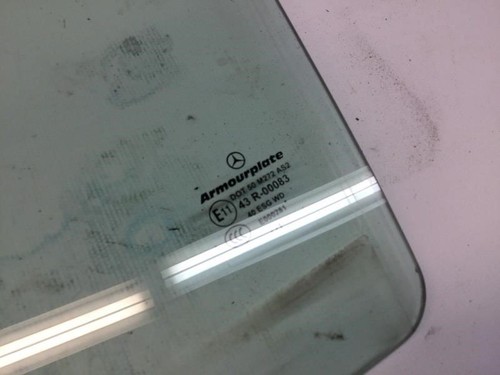 08-11 Mercedes-Benz C63 Rear Left Door Glass O - Picture 3 of 6