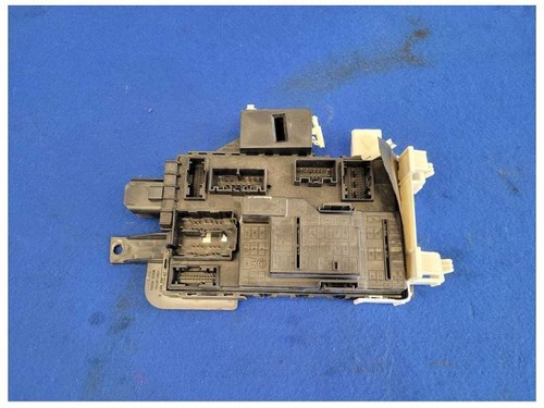 2014 Ford Mustang GT 5.0L S197 Coupe Body Control Module BCM Smart Box 2613 - Picture 2 of 12