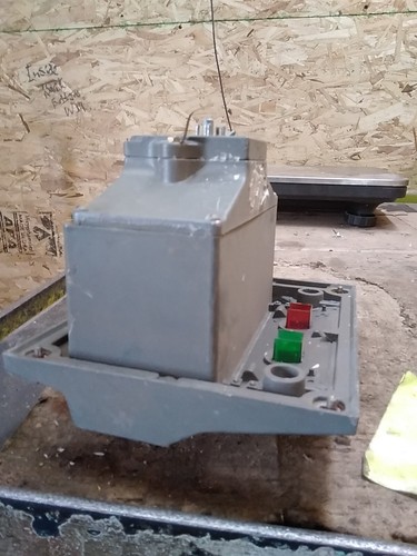 Gardsman by West Federal Temperature Controller -300-400 - Picture 6 of 6