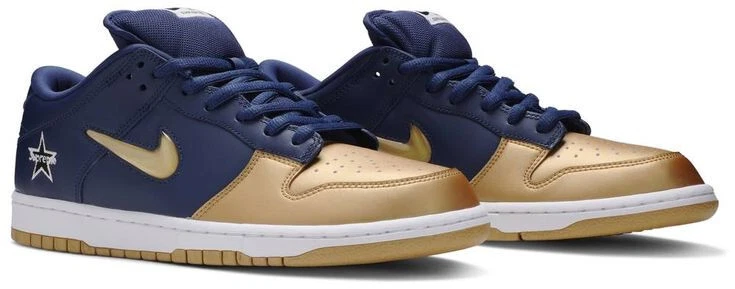 Preços baixos em Nike Supreme x Dunk SB QS Low Metallic Gold | eBay