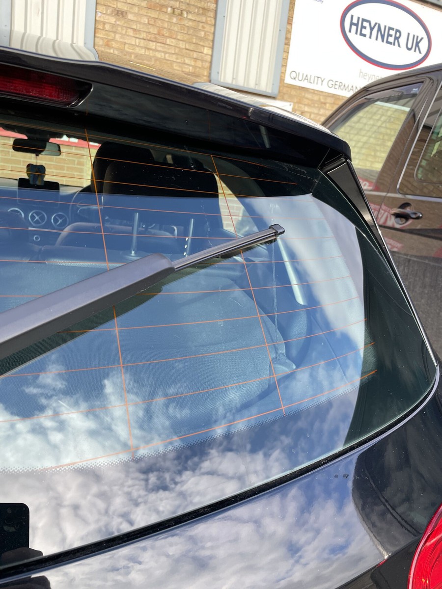 Phil Trade Rear Windscreen Wiper Blade For Audi Q3 (8U) 2011-2018 – 400mm, Hook Mount