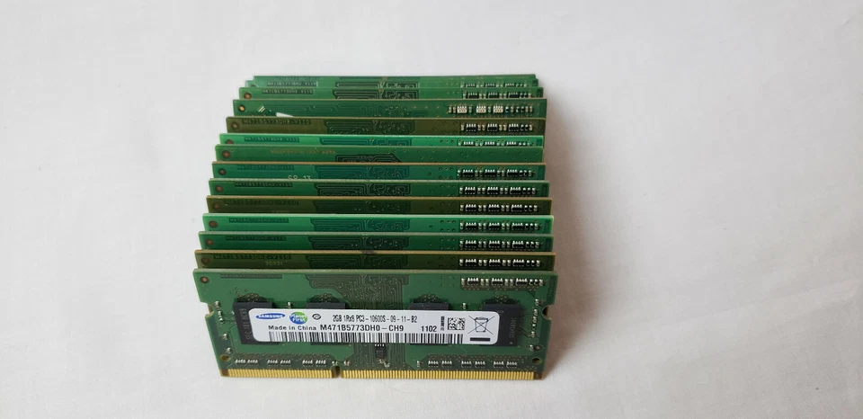 Lot (12) Memory Card 2G 2Rx8 PC3 10600S Samsung M471B5673FH0 - Image 2 of 3