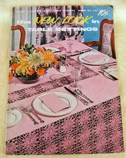 VTG 1956 Coats & Clarks Crochet Booklet NEW LOOK IN TABLE SETTINGS #321