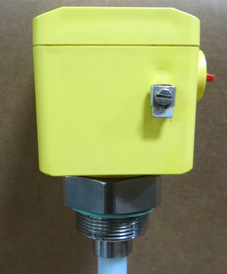 VEGA EL21.XNBVVDXXPIX Probe Level Sensor 1000mm Capacitive Industrial Probe - Image 4 of 4