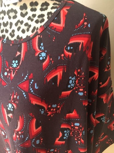 New With Tags Women's LulaRoe Irma Size Small - Picture 2 of 6