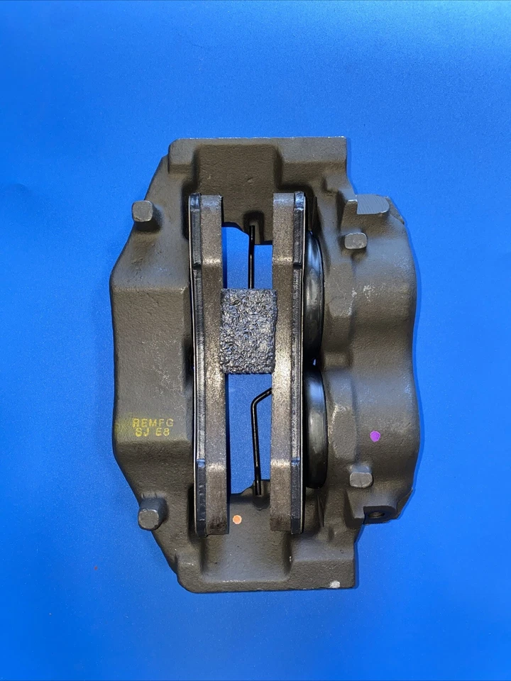 Pinza de freno de disco Wagner para Ford E-250/E-350/F-250/F-350 1988-1994 Foto 2 de 3