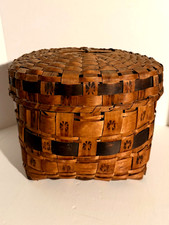 LARGE 19TH C 15&rdquo; NORTHEASTERN, POSSIBLY CT MOHEGAN, POTATO STAMP COVERED BASKET