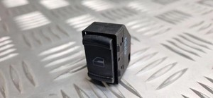 VW PASSAT B7 ALLTRACK 365 Schalter für Fensterheber hinten rechts 31071906