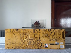 Brand New LEGO Icons (10356) Star Trek: U.S.S. Enterprise NCC-1701-D - In hand! 