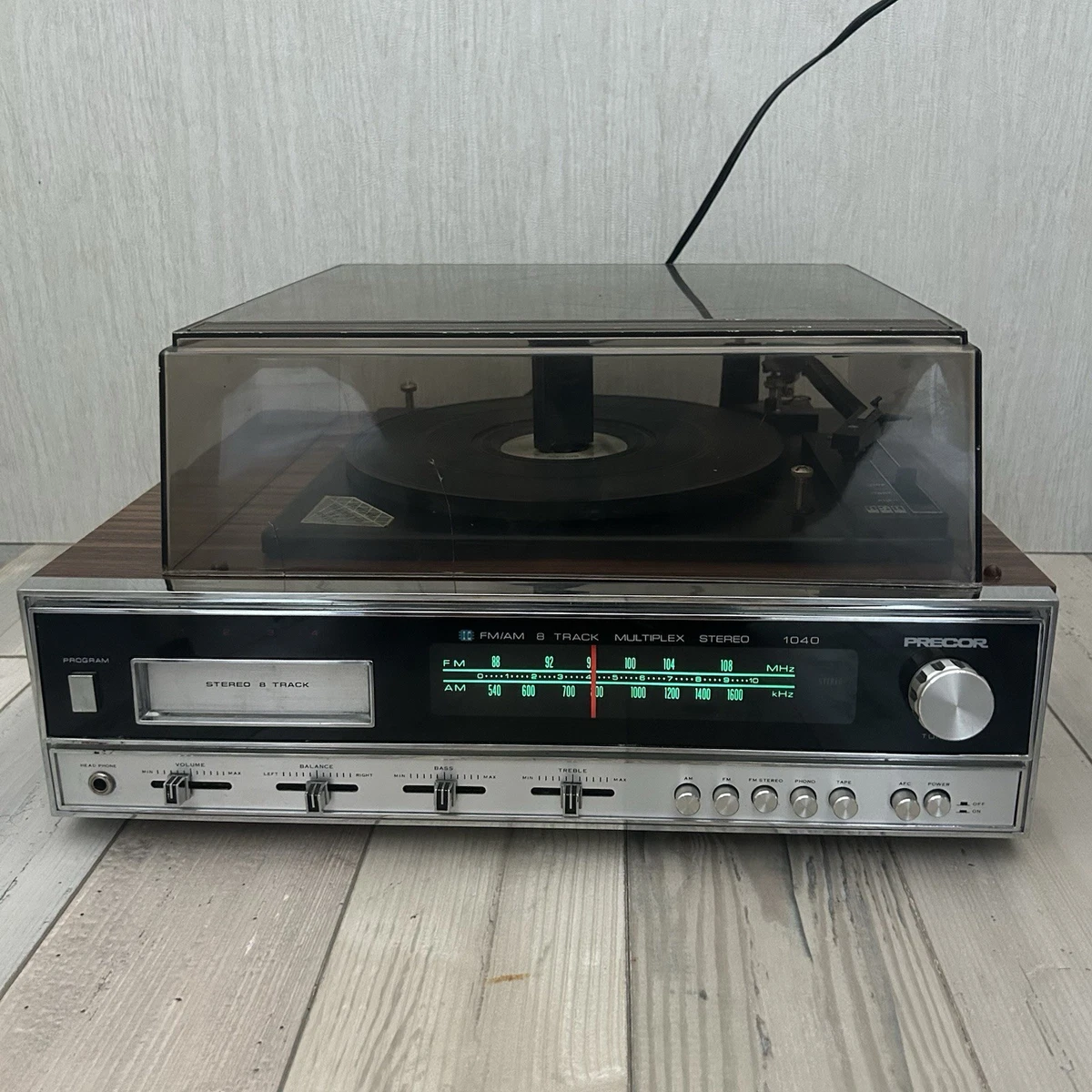Lecteur stéréo cassette 8 pistes modèle Weltron 2001 Space ball années 1970 Photo Stock - Alamy