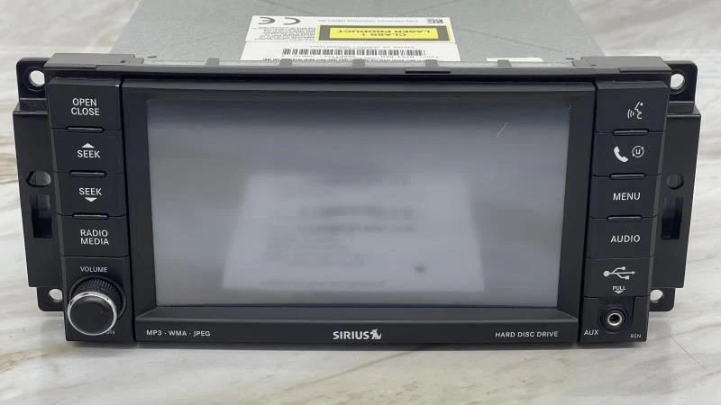  08-10 WRANGLER Equipo de Audio Radio Ren con Radio Satelital Compatible Foto 2 de 4