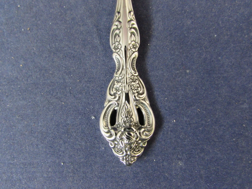 Cubiertos de acero inoxidable Oneida MICHELANGELO - 5 piezas - HECHOS EN EE. UU. Foto 2 de 2